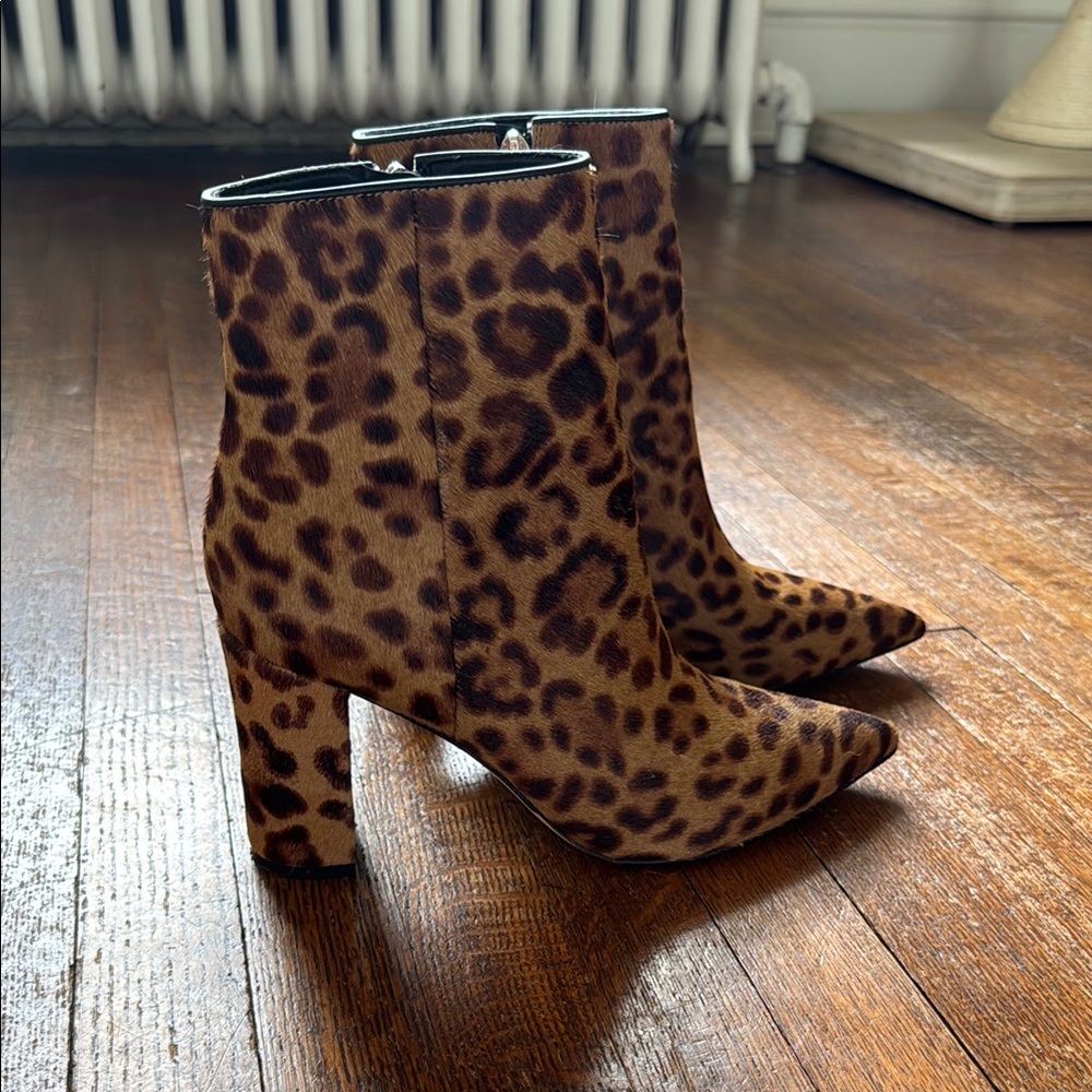 Marc Fisher Leopard Print boots 👢